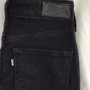 Levi’s Black Denim High Rise Skinny Size 24
